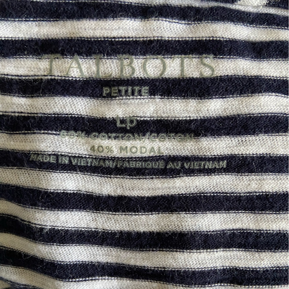 Talbots nautical T⛵️ - Picture 4 of 4